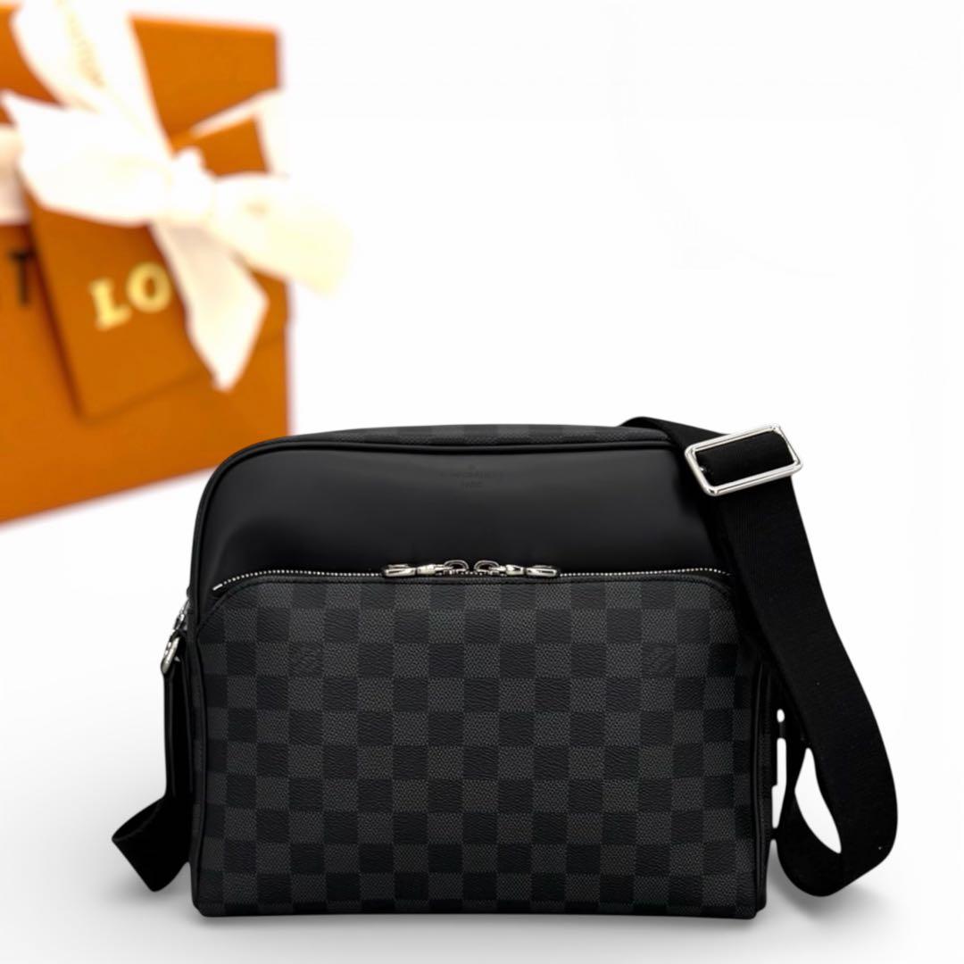 新品同様　ルイヴィトン　ダミエ　グラフィット　デイトンPM ショルダーバッグ