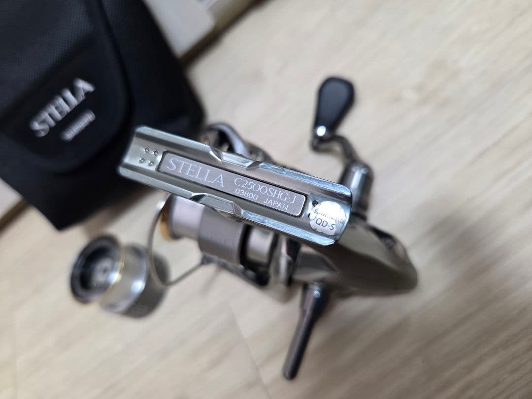 18 ステラ STELLA C2500SHG 1000SSSスプール付き