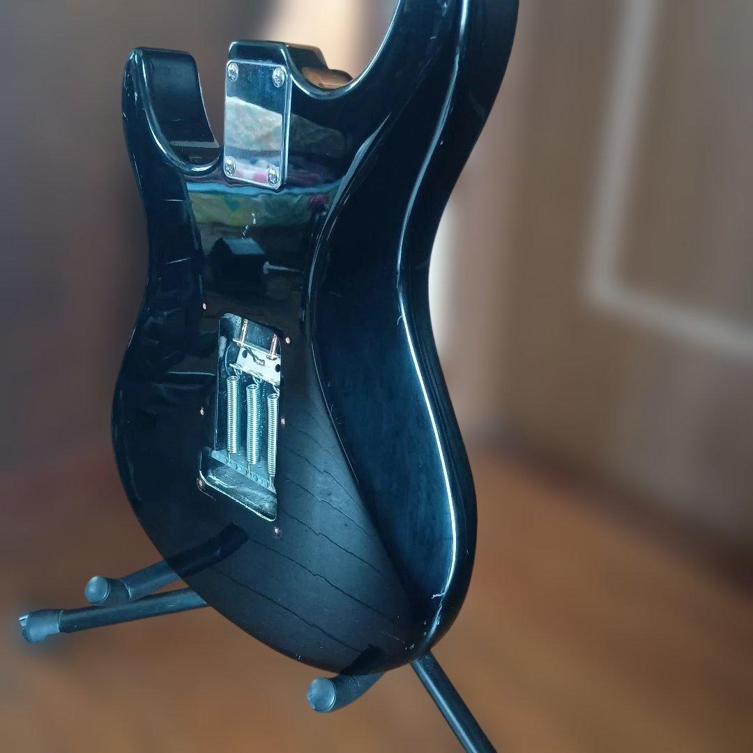 ギター YAMAHA EG112