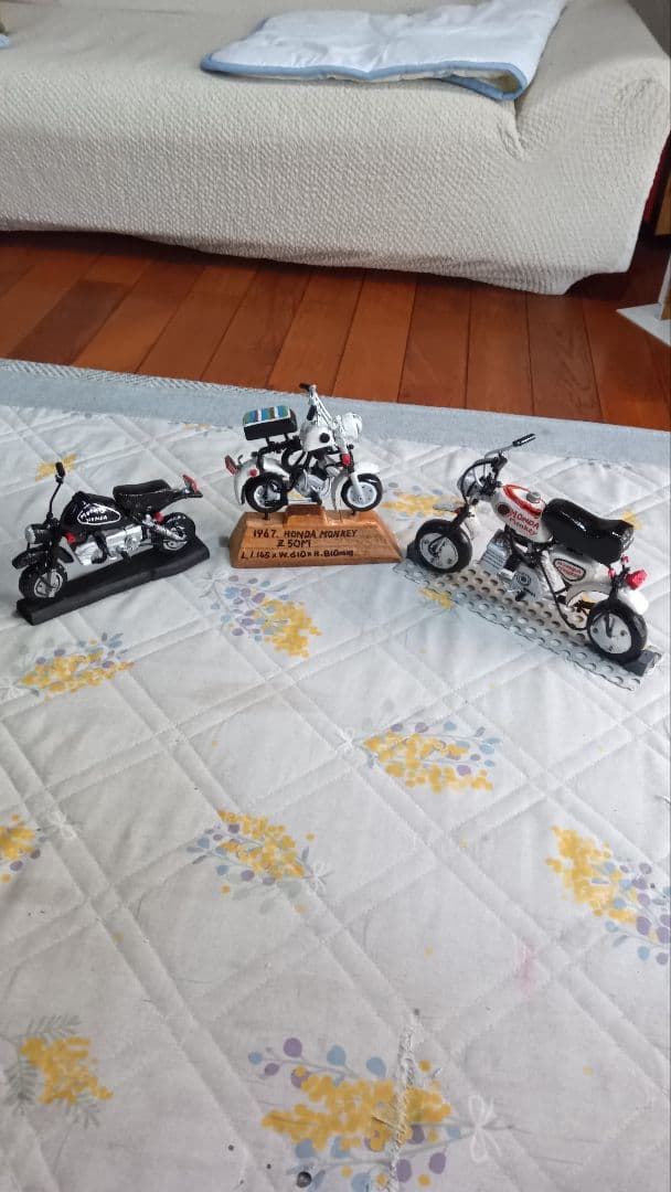 ホンダMONKEY３台。