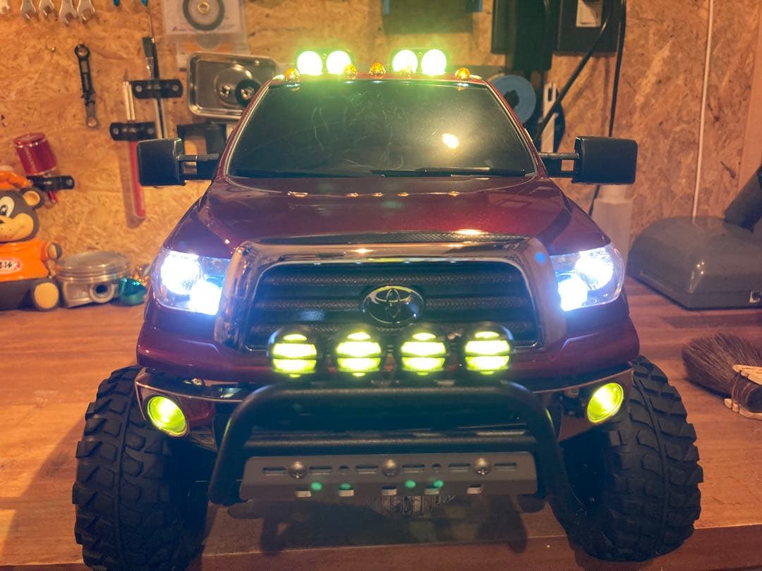 タミヤタンドラカスタム　実車北米トヨタカラー3Q3ウレタン塗装INJORAアルミ