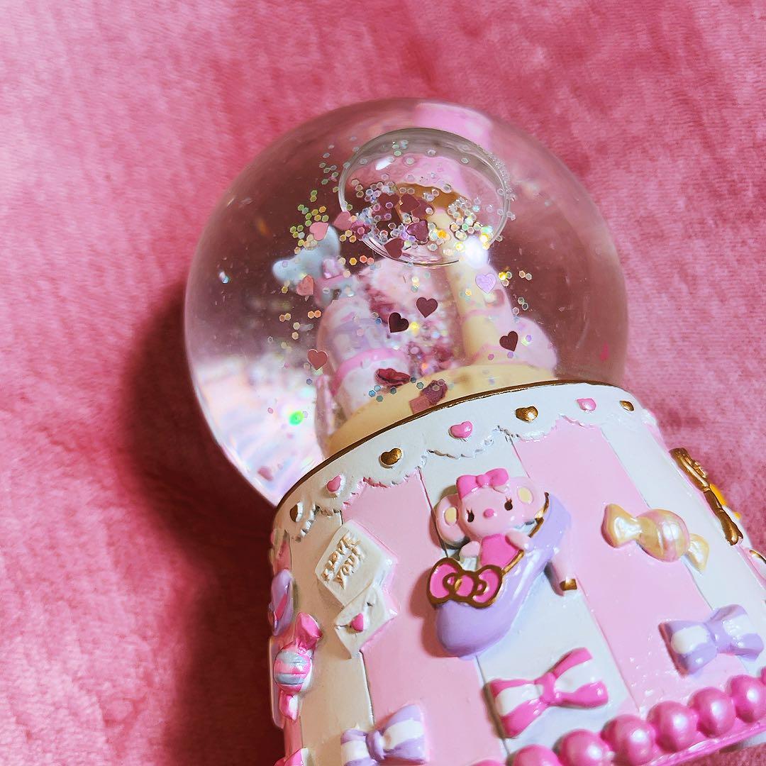 希少レア　ハローキティ　スノーグローブ　スノードーム　2013 サンリオ