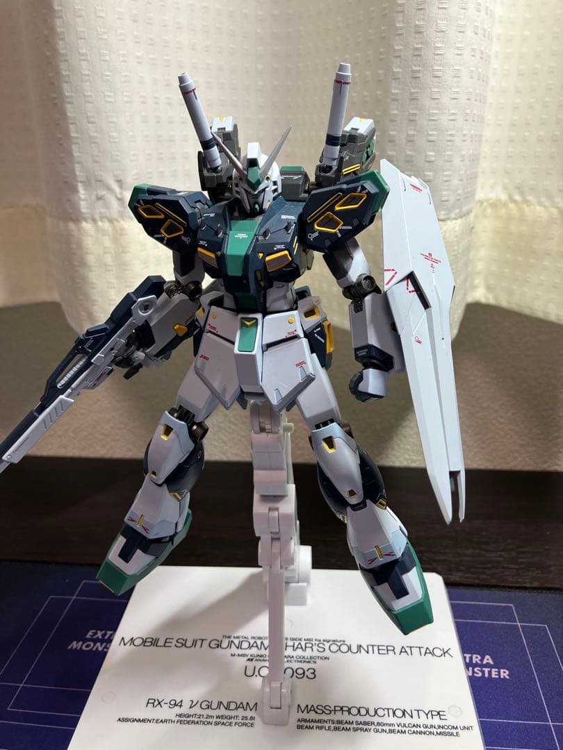 L ROBOT魂　量産型νガンダム