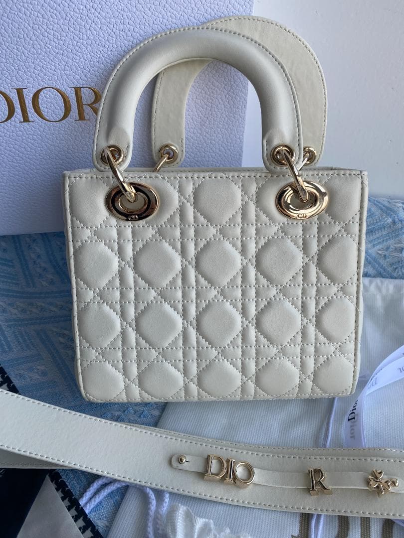 ホワイト ディオール スモールショルダーバッグ 箱付