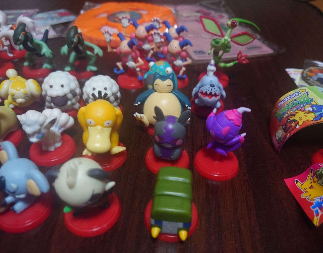 ポケモン・星のカービィ　まとめ売り　９２点