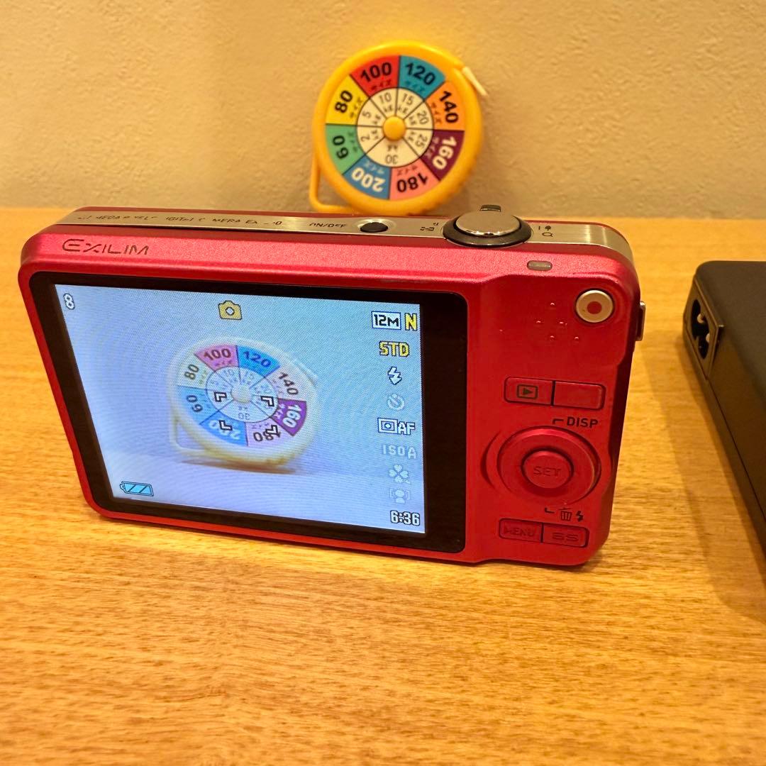 良品 CASIO EXILIM EX-Z90 12.1MP ピンク デジカメ