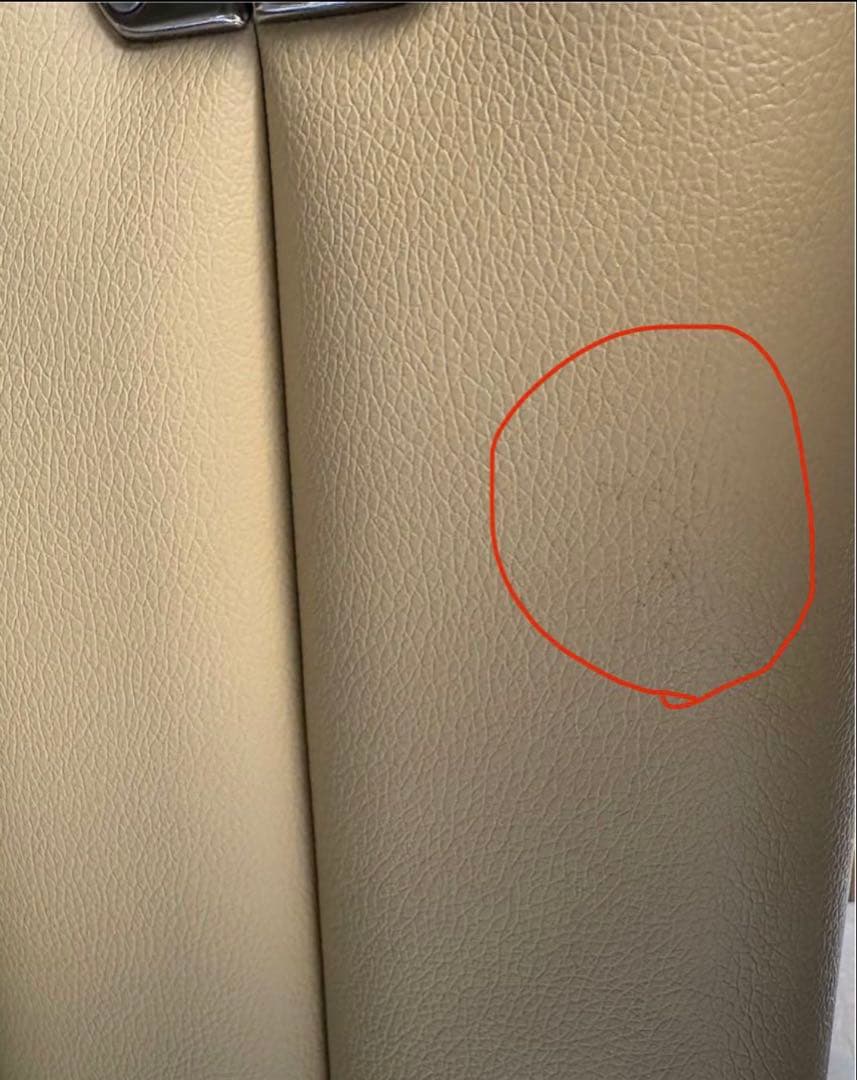 【新品未使用】【訳あり】マッサージ　ベッド　折りたたみ