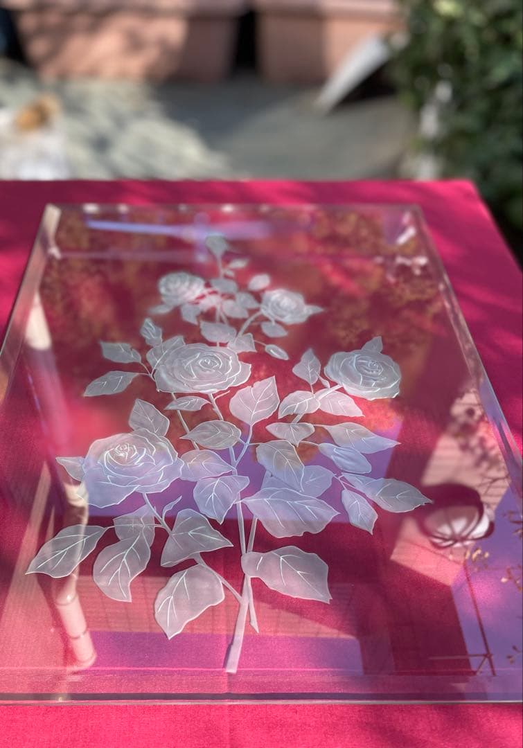 ローズ模様のサンドブラスト作品