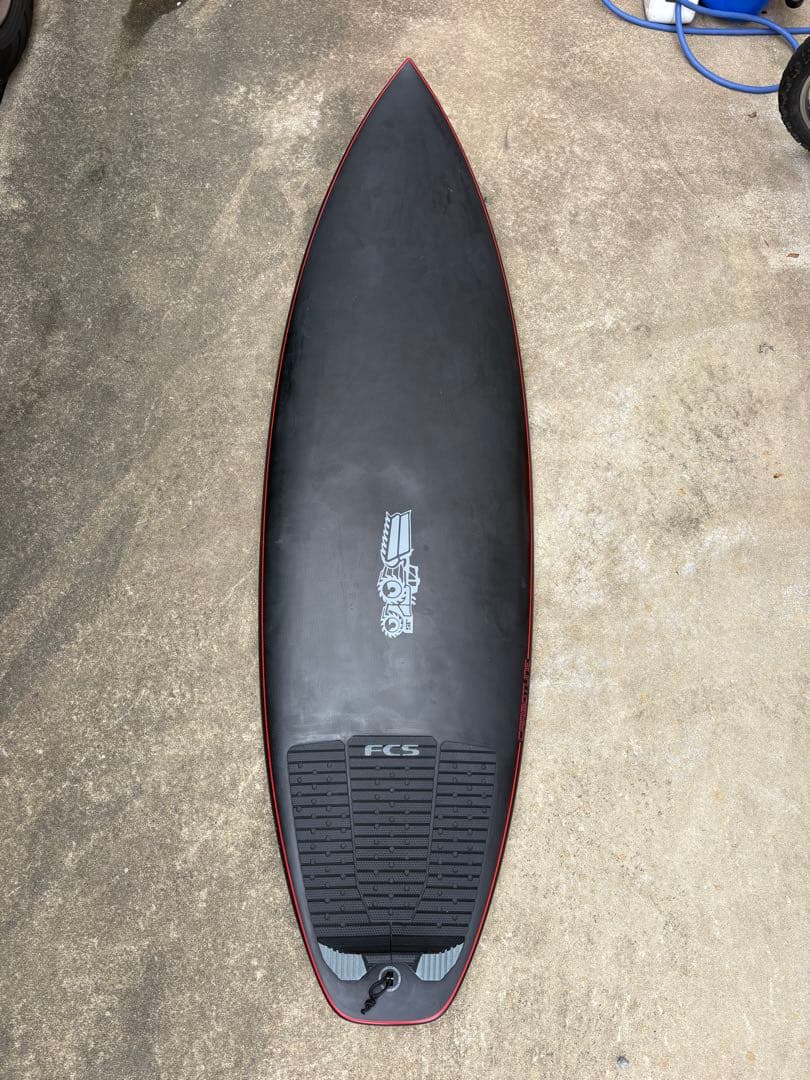 JS サーフボード　ゼログラビティ　カーボチューン5.9美品