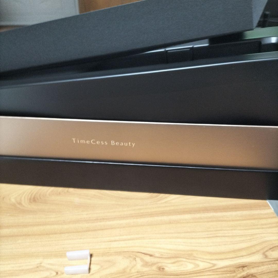 リュミエリーナ ヘアビューロン 4D Plusストレートアイロン