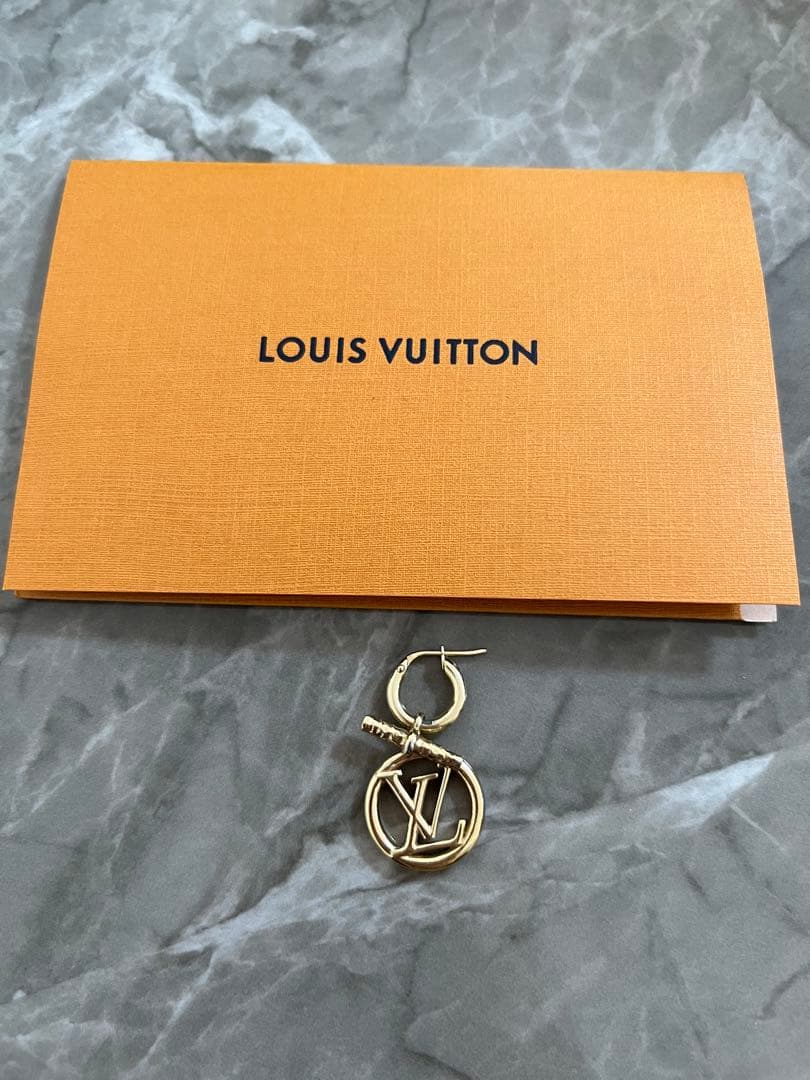 ルイ・ヴィトンのブックル ドレイユ・ベイビー ルイーズ ピアスM00613