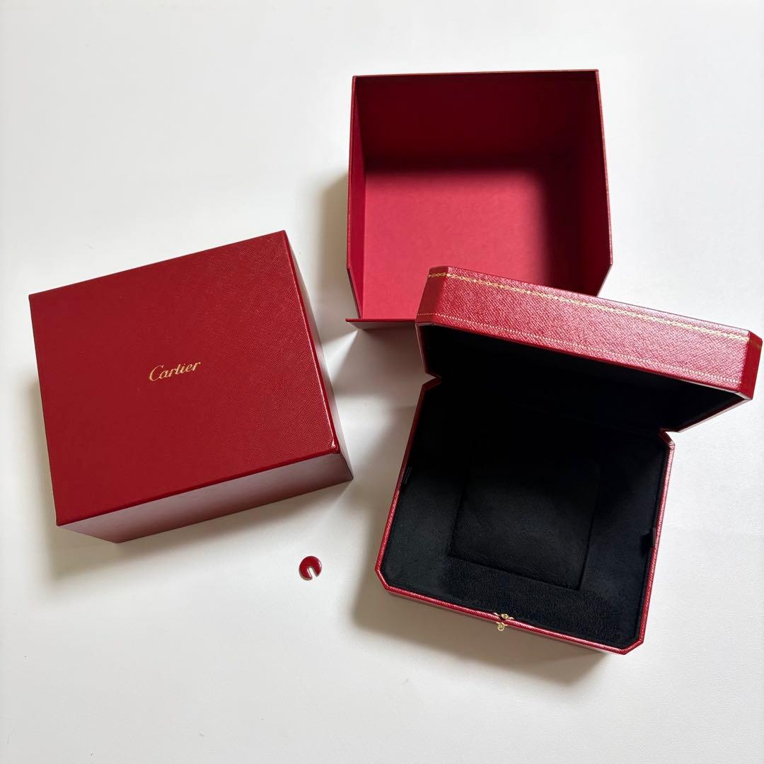 美品　カルティエ　腕時計　ウォッチ　ケース　空箱　現行品