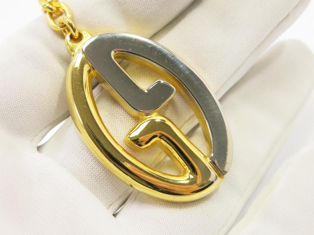 グッチ　キーホルダー　シルバー＆ゴールド色　イタリア製　18709005