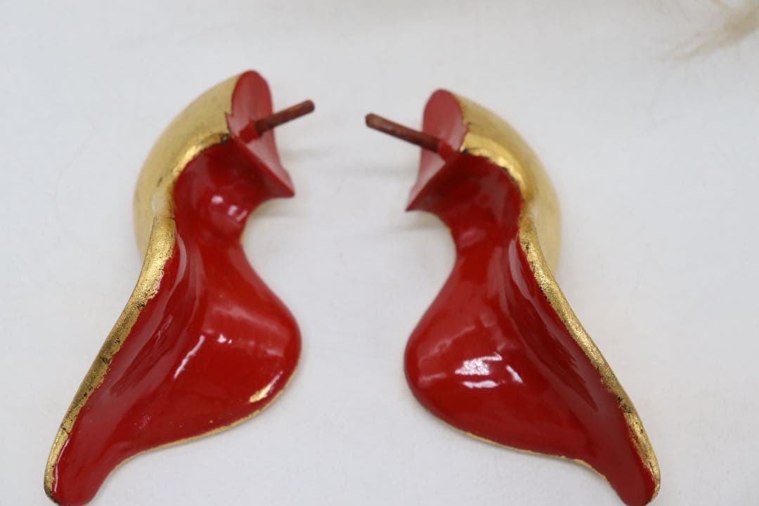 荒井寿斎作　木彫　金獅子　置物　共箱　送料込み259621