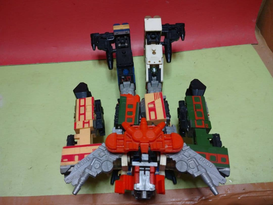 ライデンではありません!超激レア30年物中古品タカラ ダイアクロン トレインロボ