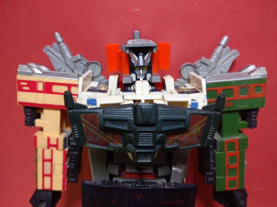 ライデンではありません!超激レア30年物中古品タカラ ダイアクロン トレインロボ