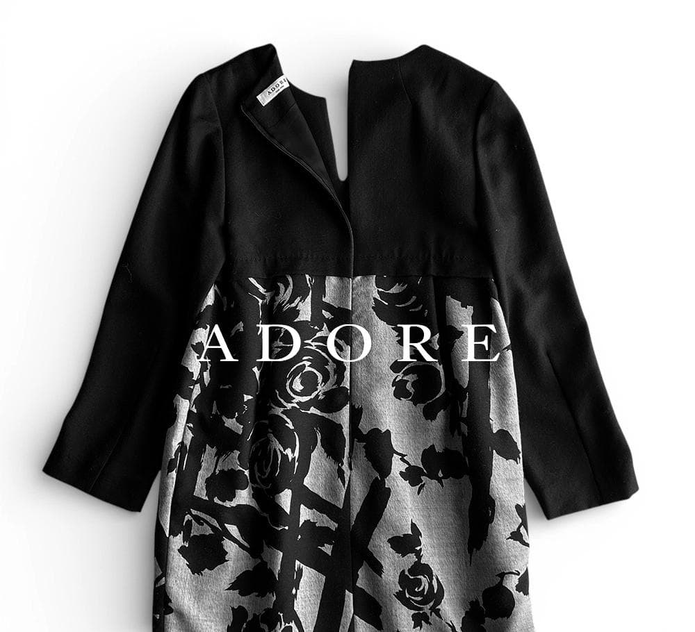 美品 アドーア 極上 落ち感ウール モノトーンボタニカルフラワー切替ワンピース