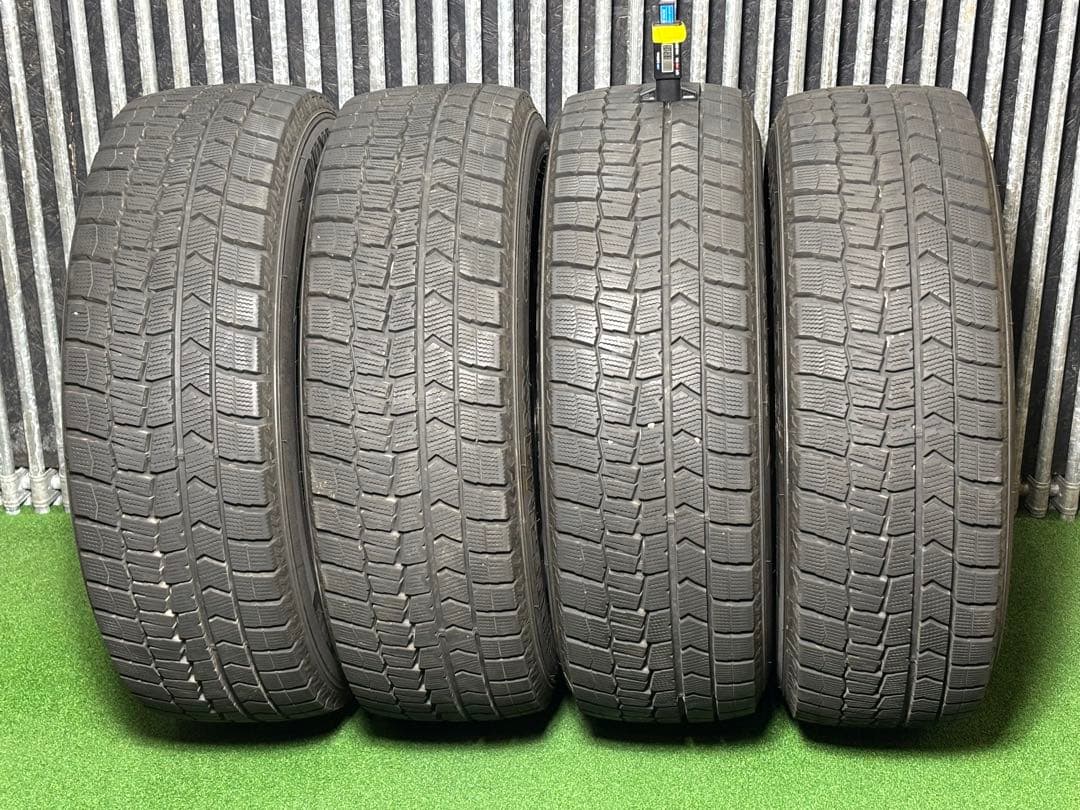 超美品バリ溝‼️225/60R17ＤＬスタットレスタイヤホイール4本セット