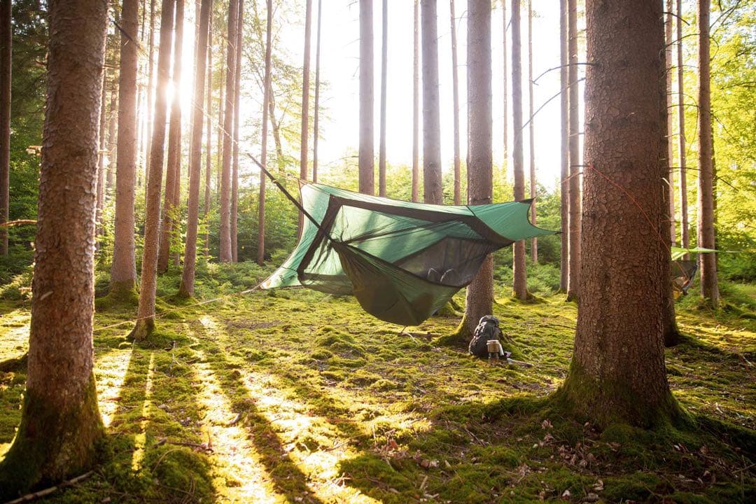 タープ・蚊帳一体型ハンモック AMAZONAS UL Travelle Camp