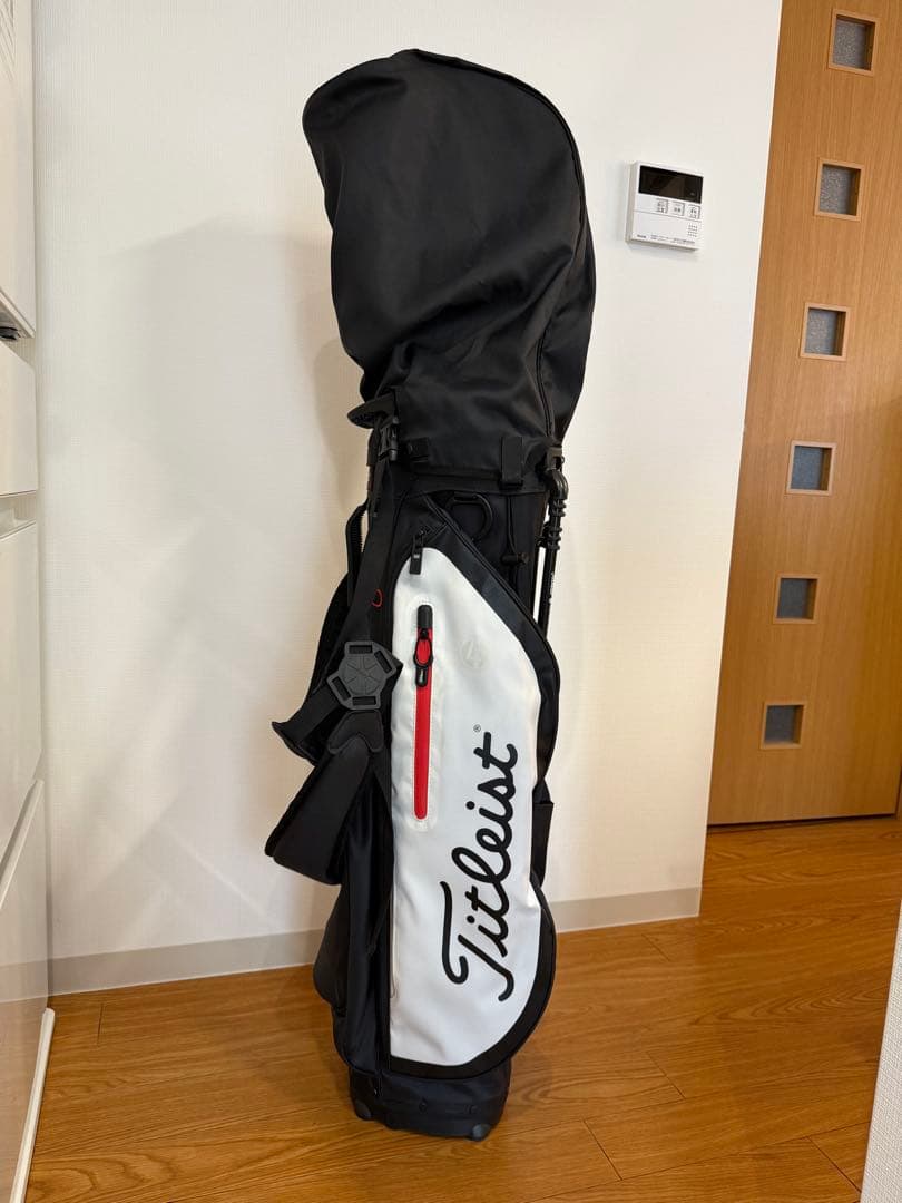 Titleist スタンドバッグ 黒x白 キャディーバッグ