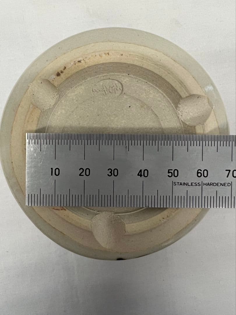 黒織部 火入  宮川香雲(竜谷窯) 茶道具
竜谷窯  宮川香雲