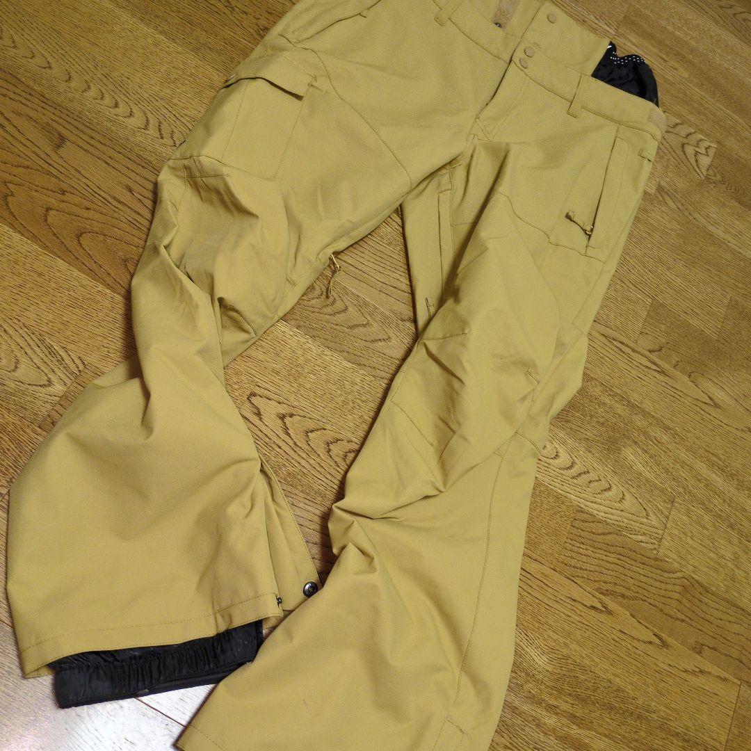 ROXY　スノボウェア　上下セット　Ｍ　総柄　ネイビー　キャメルブラウン