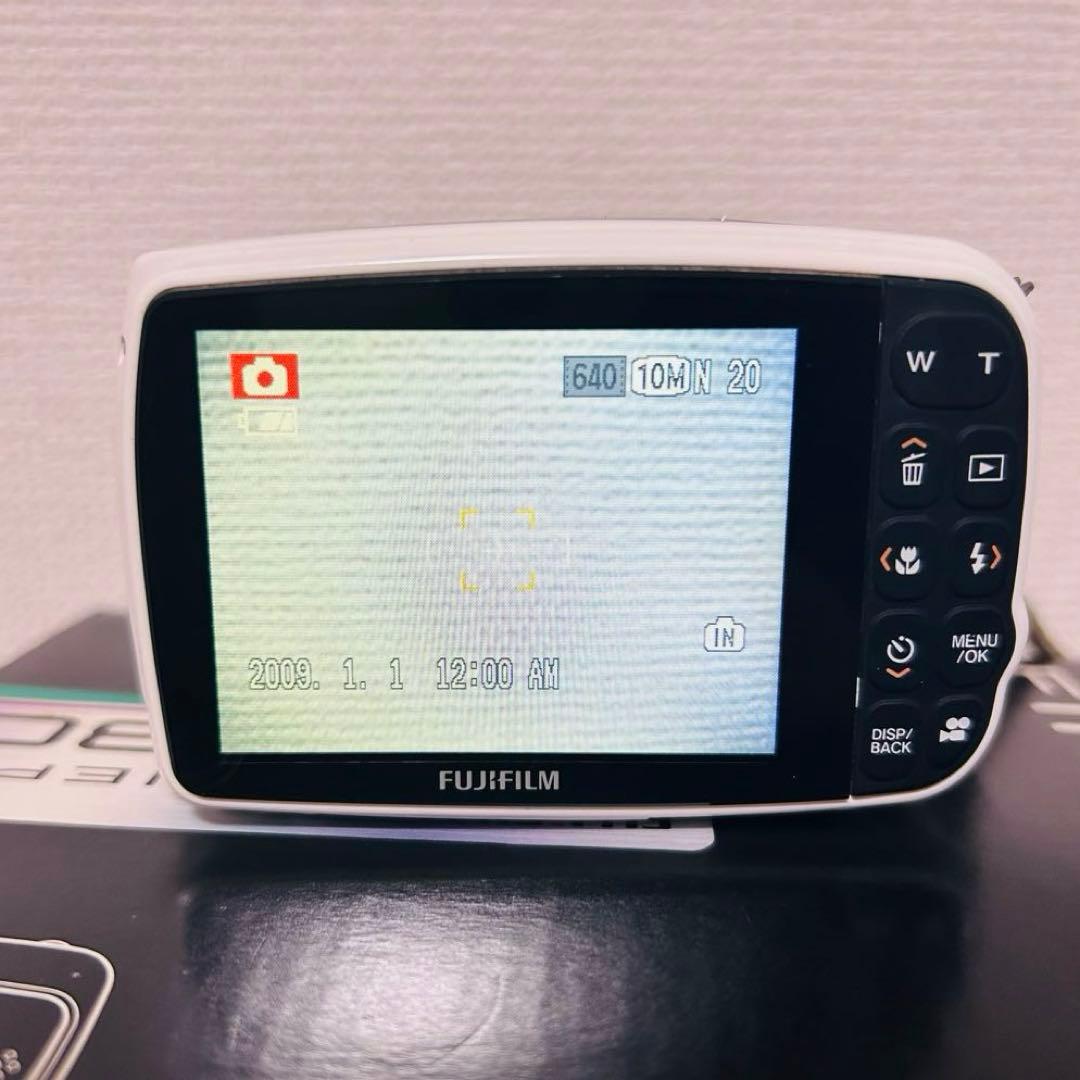 富士フイルム FUJIFILM FINEPIX Z30 デジタルカメラ コンデジ