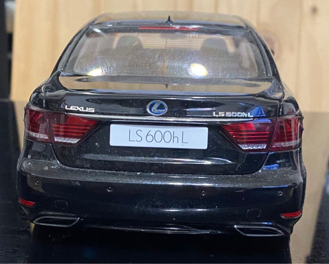 入手困難　希少　レア　レクサス　LS600 1/18 カスタム