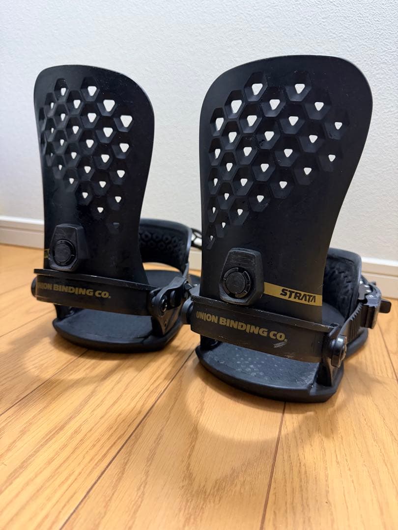 UNION STRATA スノーボードビンディング ブラック18-19 サイズM