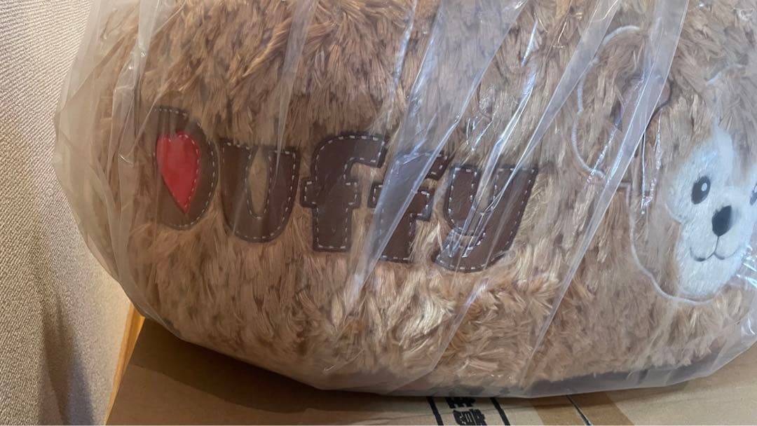 ディズニーシー35周年　ダッフィー ビーズクッション 新品未使用