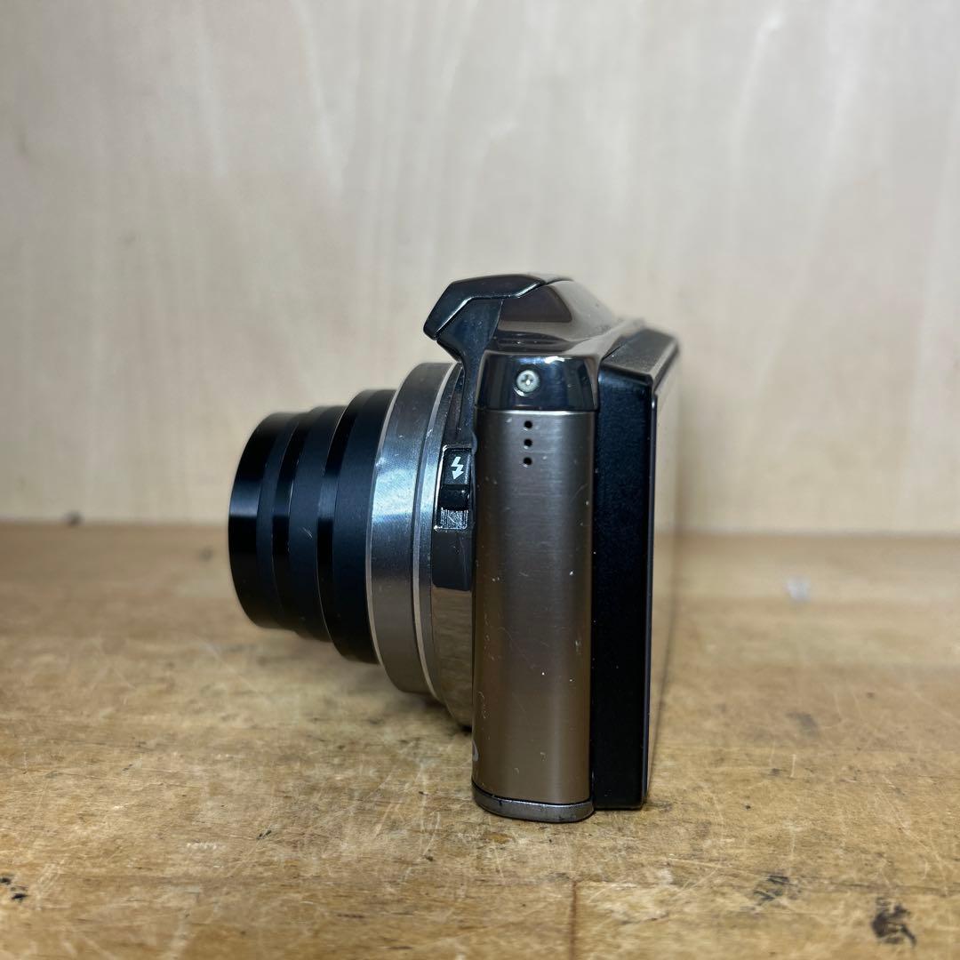 Olympus SZ-11 14 Megapixel 完動極美品