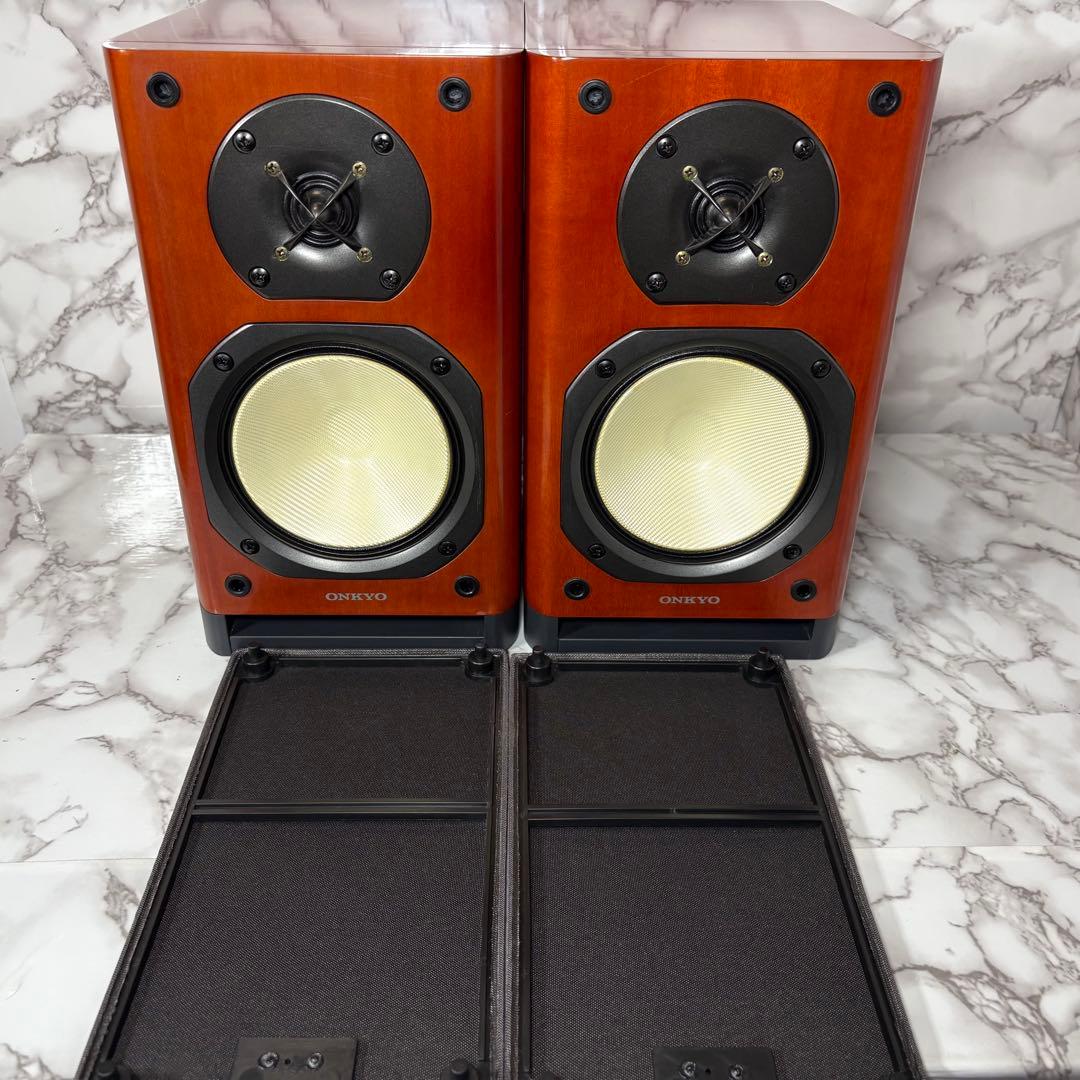 良品　ONKYOオンキョーFR-N9FXシステムコンポ　シルバー