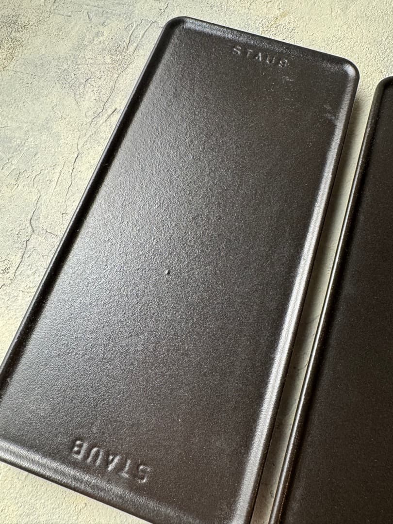 STAUB　レクタンギュラープレート ブラック 25cm✕12cm✖️2枚セット