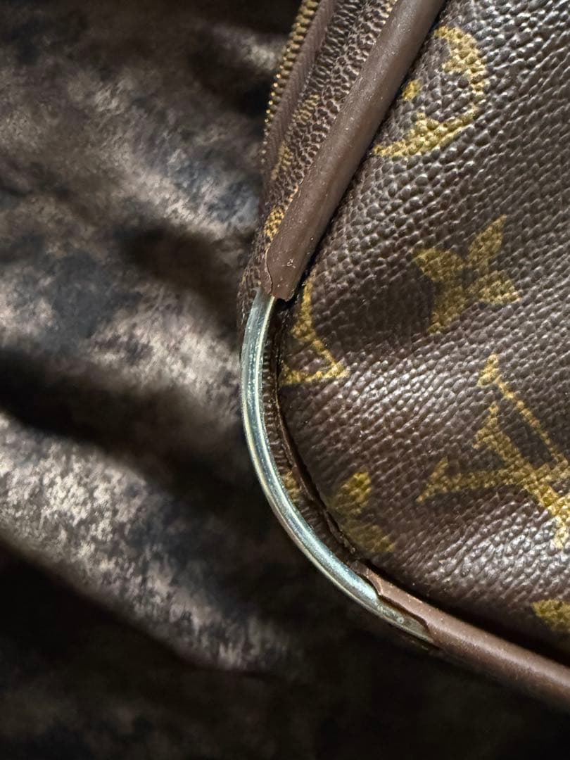 Louis Vuitton モノグラム 大容量ショルダーバッグ