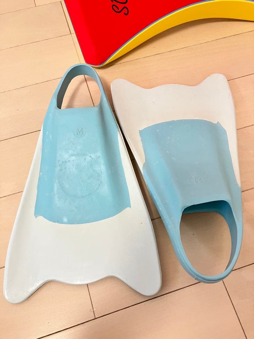 ボディボード フィン　リーシュ　バッグ付き　大阪手渡し可能！