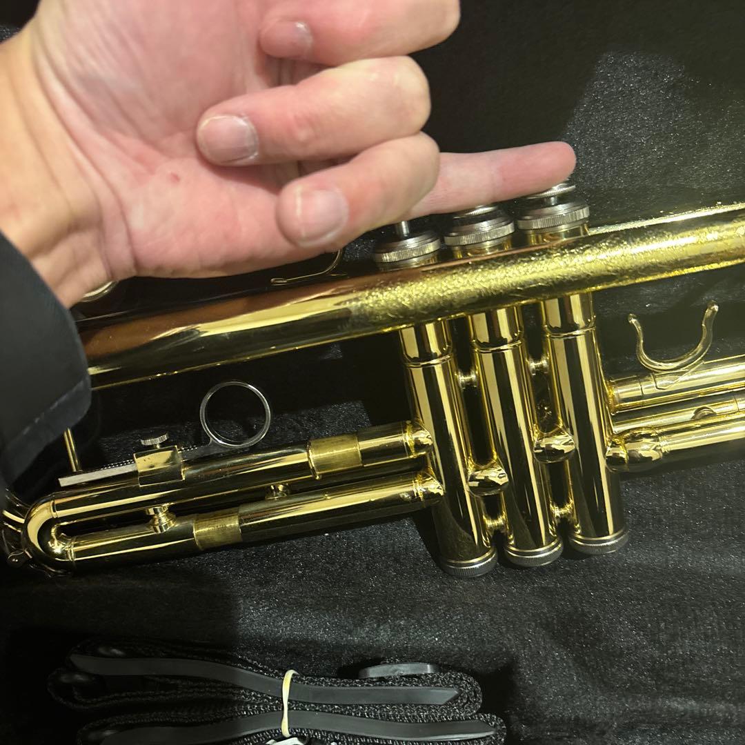 uoouwe トランペット マウスピース付き　専用ケース