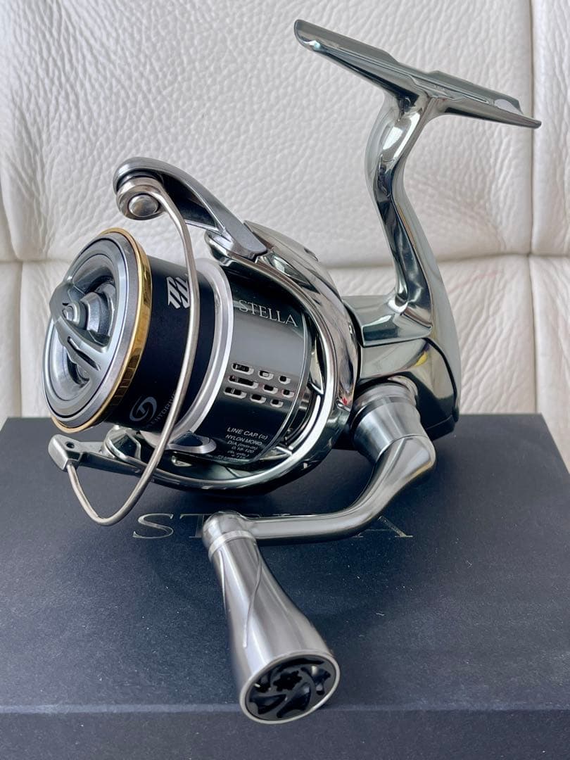 【美品/巻良好】シマノ 18ステラ2500S ハンドルカスタム STELLA