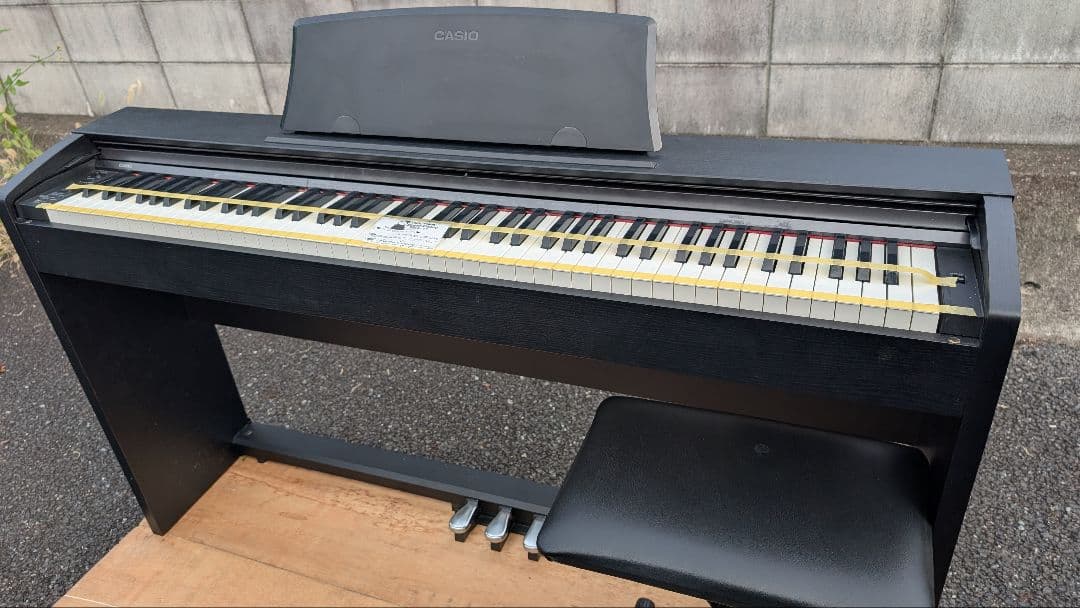 送料込み CASIO 電子ピアノ privia PX-735 2010年製激美品