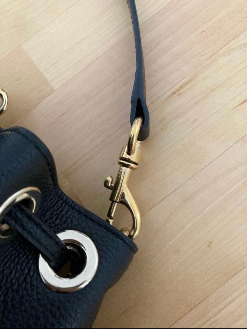 【美品】FURLA ブラック バケットバッグ