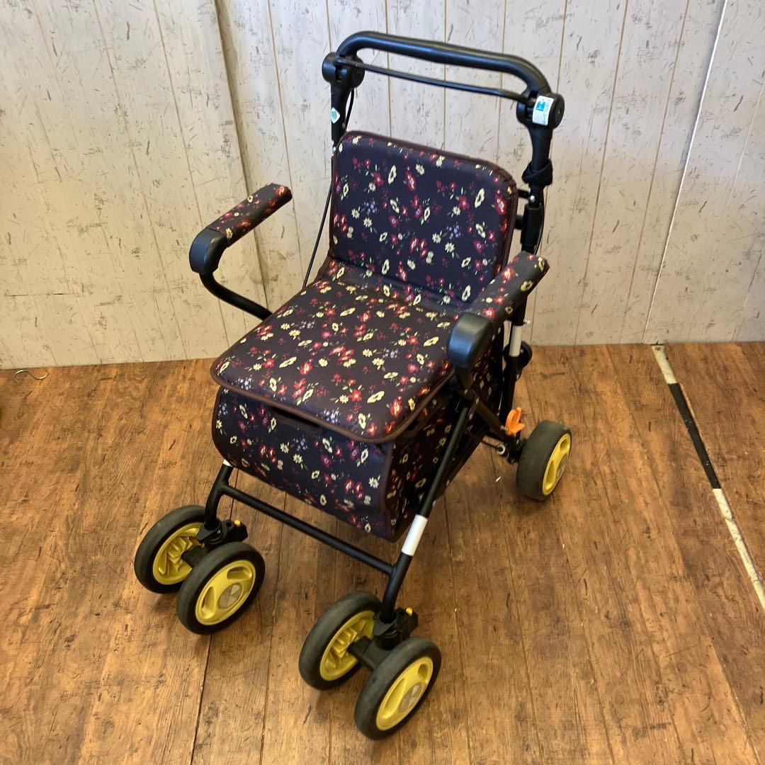 幸和 シルバーカー TacaoF 花柄 シルバーカー 座れる シニア 歩行補助