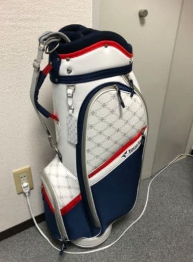 ゴルフ　キャディバッグ　ブリヂストン