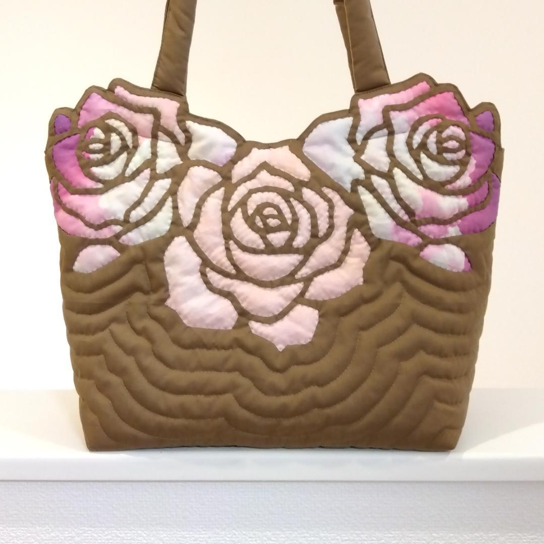ハワイアンキルト　ハンドメイド　ロケラニトートバッグ