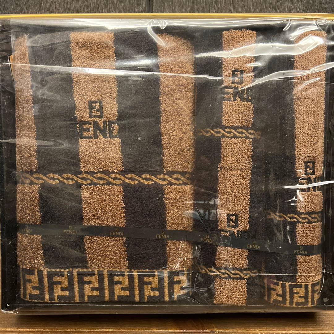 FENDI フェンディ　ズッカ柄　タオルセット