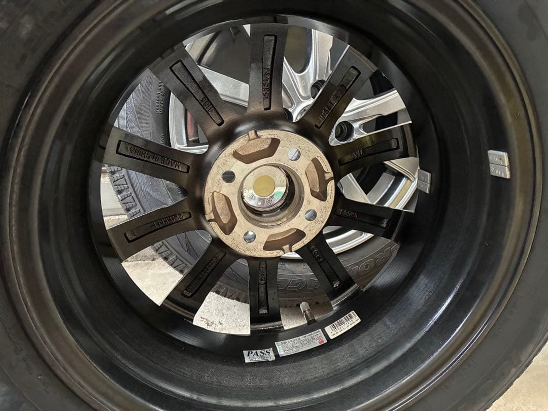 週末セール‼️スタッドレスタイヤ　175/65R15 ホイール付きセット①
