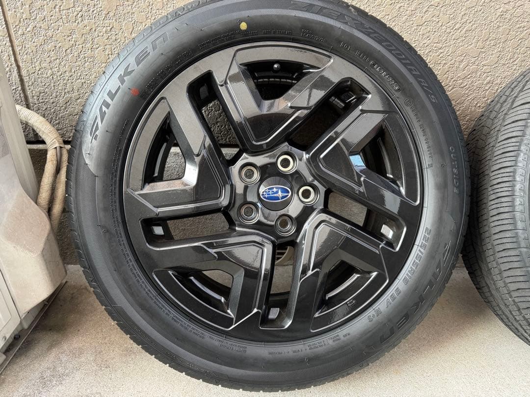 新型フォレスター X-BREAK SL 純正18インチホイール 2本②