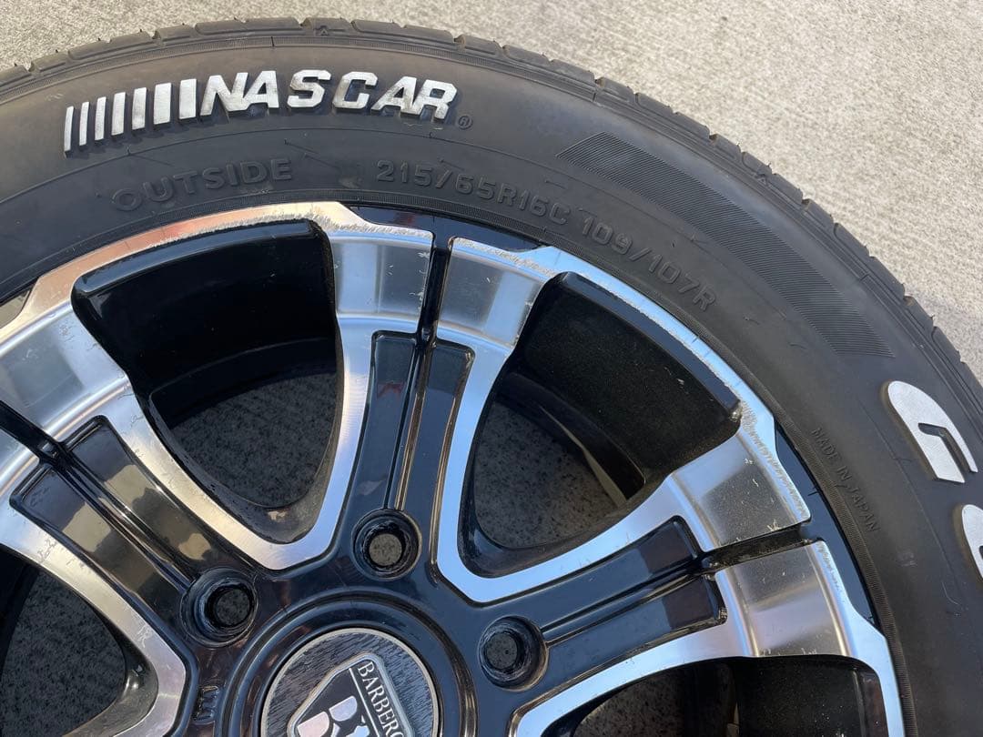 ハイエース　FLEX ホワイトレター　バルベロ　16インチ