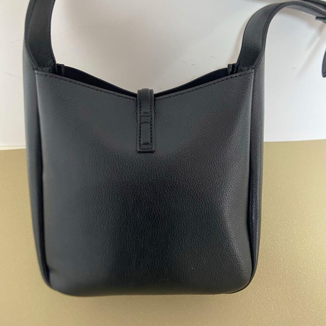 美品✨Saint Laurent（サンローラン） ロゴ付きレザーハンドバッグ