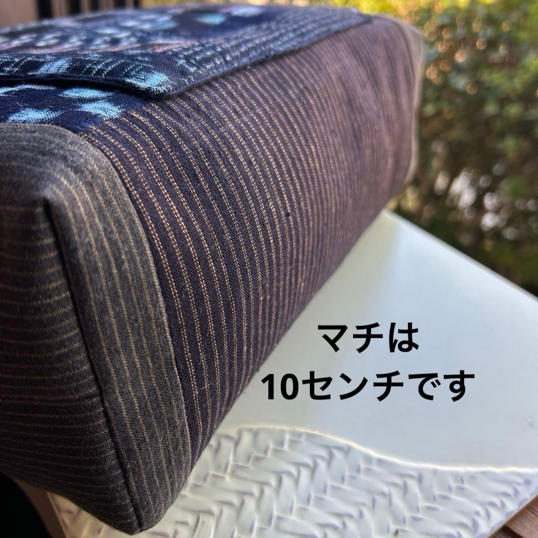 絣のパッチワーク大きながま口丸ショルダー (*´꒳`*)ショルダー紐とチャーム付