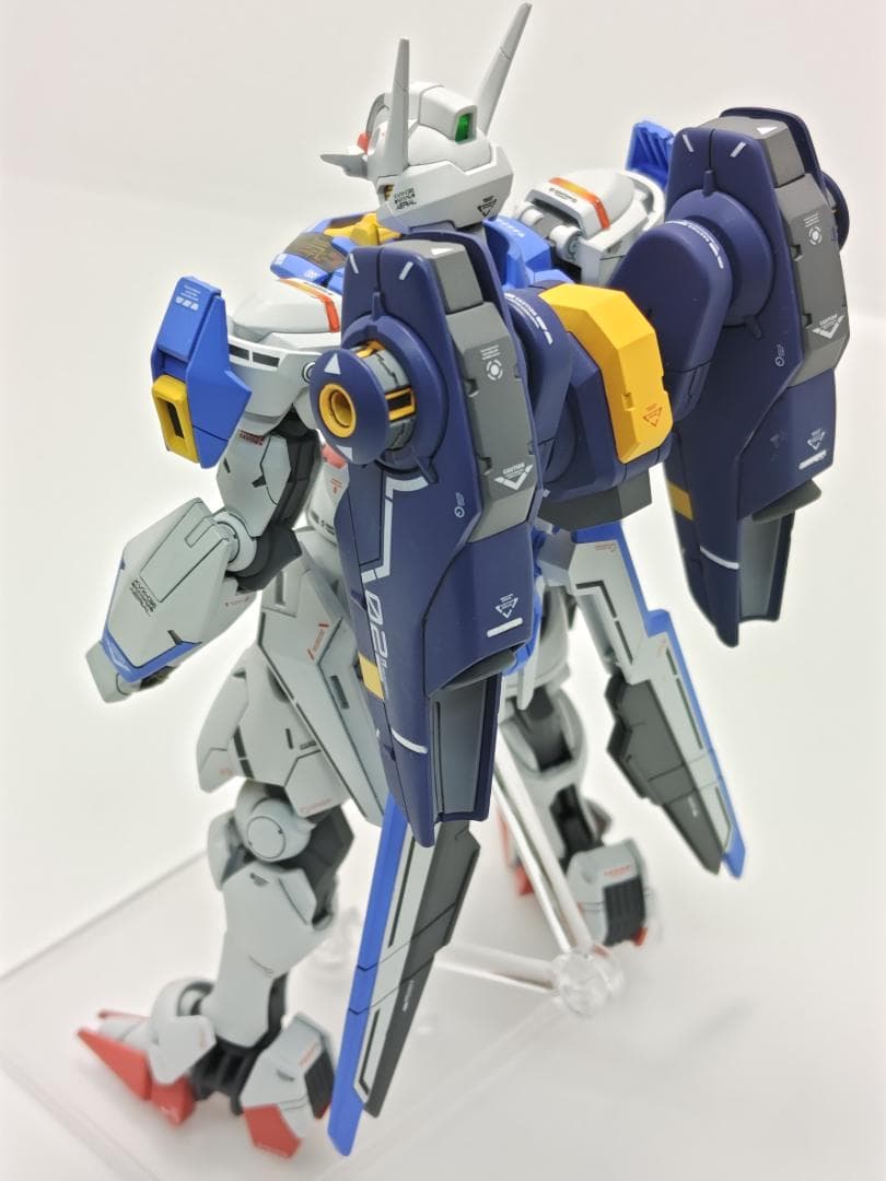 ガンプラ　HGガンダムエアリアル（フライトユニット付）　完成品