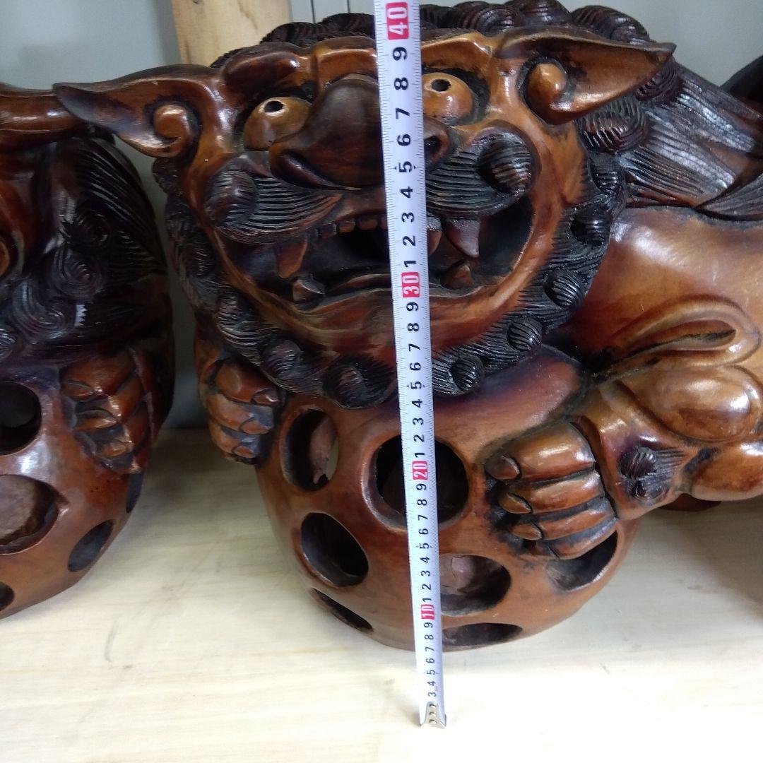 木製玉乗り獅子彫刻 　右玉乗り　①　厄除け